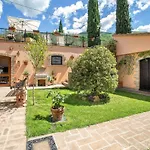 Bed & Breakfast L'agrifoglio Di Residenza Di Campagna 4*