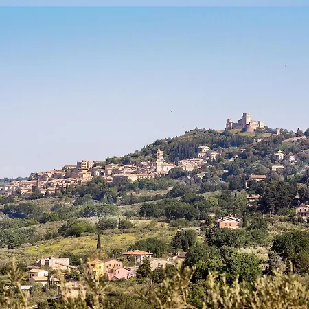 Panzió L'agrifoglio Di Residenza Di Campagna