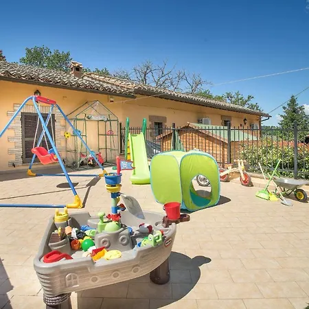 L'agrifoglio Di Residenza Di Campagna Assisi