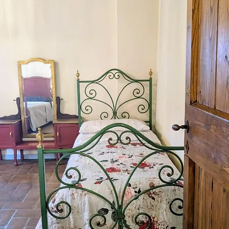 Bed & Breakfast L'agrifoglio Di Residenza Di Campagna