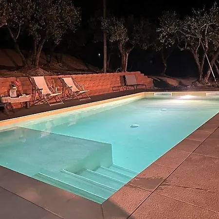 לינה וארוחת בוקר L'agrifoglio Di Residenza Di Campagna