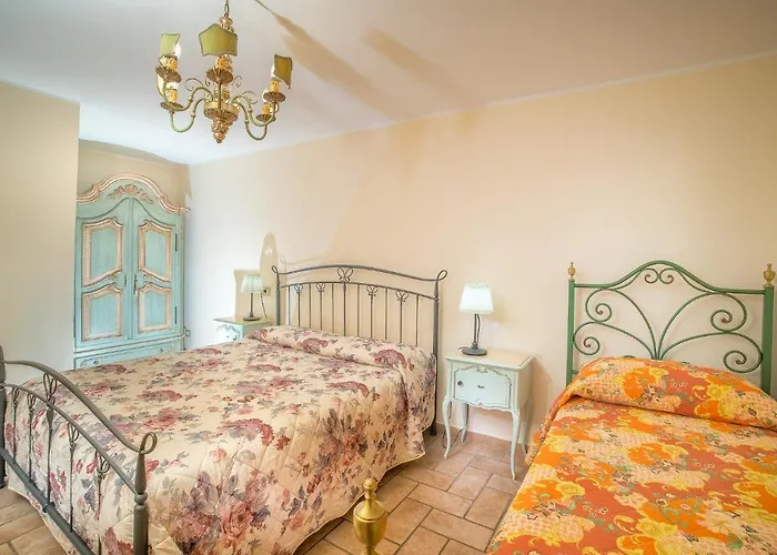 Bed & Breakfast L'agrifoglio Di Residenza Di Campagna